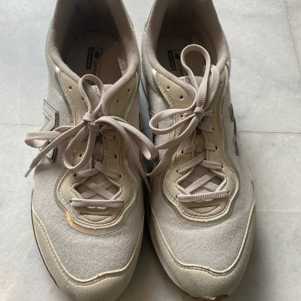 New balance sneakers